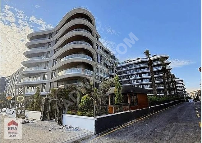 شقة 4+1 مستقلة بمساحة 120 متر مربع مع حديقة مخصصة للإيجار في 360 Marine