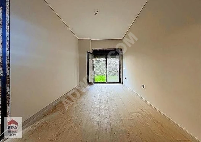 شقة 4+1 مستقلة بمساحة 120 متر مربع مع حديقة مخصصة للإيجار في 360 Marine