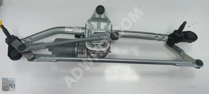 8V1955023C محرك المساحات الأمامي (AUDI A3)