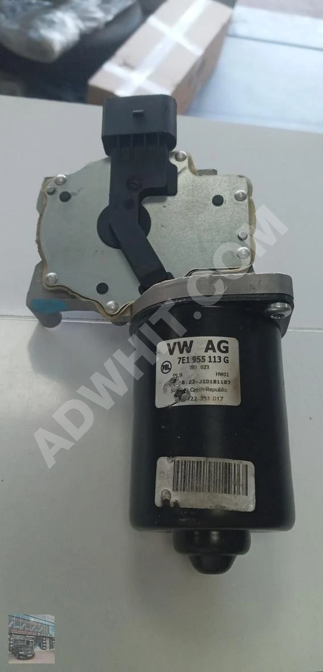 7E1955113G TRANSPORTER ÖN SİLECEK MOTORU