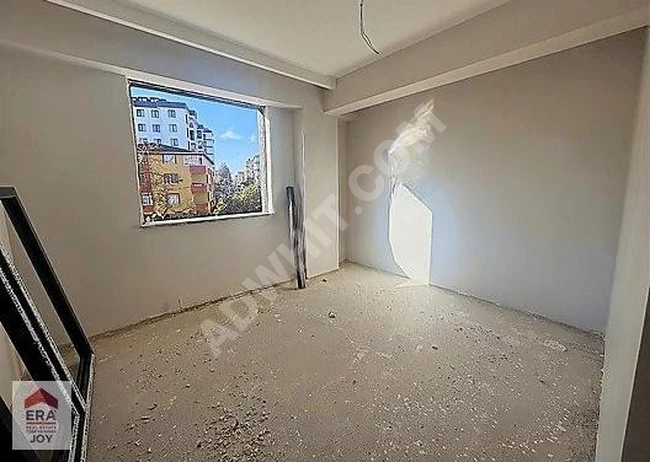 SULTANBEYLİ MERKEZ METRO KARŞISINDA SATILIK SIFIR DAİRE