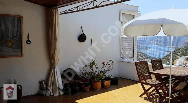 KAŞ MERKEZ MEİS VE MUHTEŞEM DENİZ MANZARALI 3+1 SATILIK DAİRE
