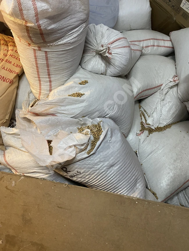 Hayvan yemi için soya fasulyesi, 2000 kilogram, kilosu 20'den.