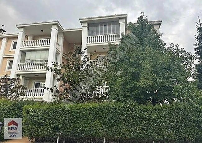 ROYAL PARK RESIDENCE, EMSALSİZ, 2+1 KOCCAMAN DAİRE 187M2 BRÜT