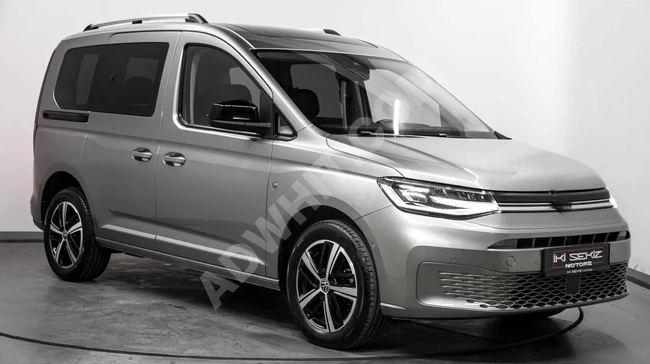 سيارة VOLKSWAGEN CADDY 2.0 TI STYLE موديل 2024 - سقف زجاجي بمسافة 28,000 كم