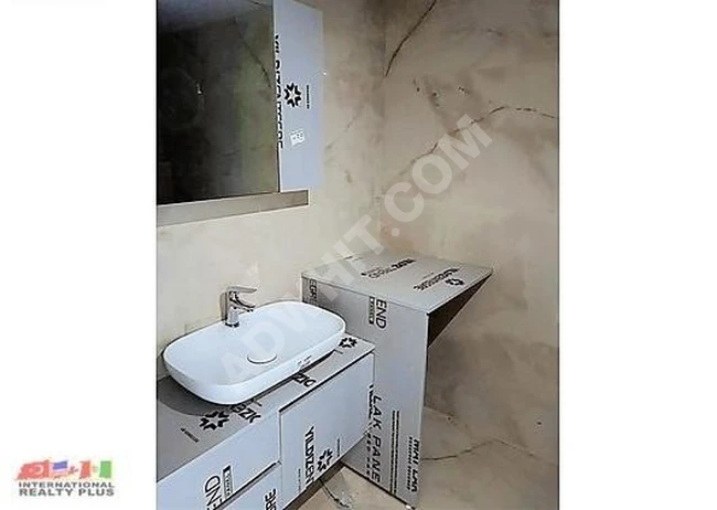 ACİL AYDINLI'da SATILIK LÜKS 3+1 HAVUZLU DAİRE