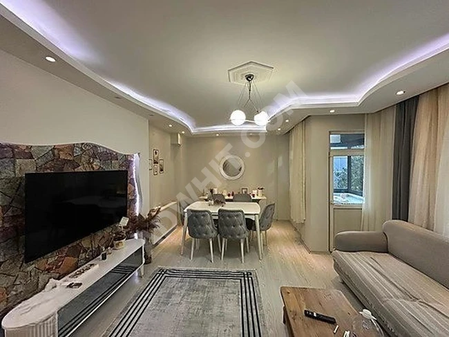 شقتنا الدوبلكس 4+1 بمساحة 200 متر مربع للبيع.