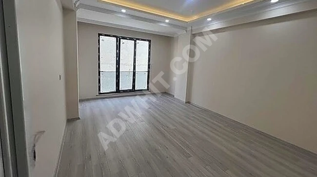 دوبلكس 3+2 بسقف عالي بالقرب من حديقة في S.ÇEŞME