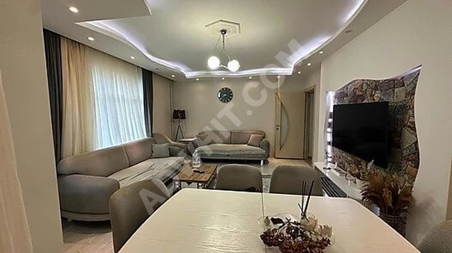 شقتنا الدوبلكس 4+1 بمساحة 200 متر مربع للبيع.