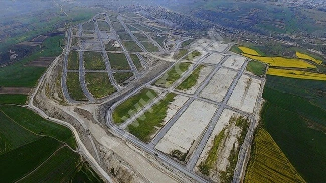 قطعة أرض بمساحة 2,240 متر مربع للبيع في DELİKLİKAYA TESKOOP