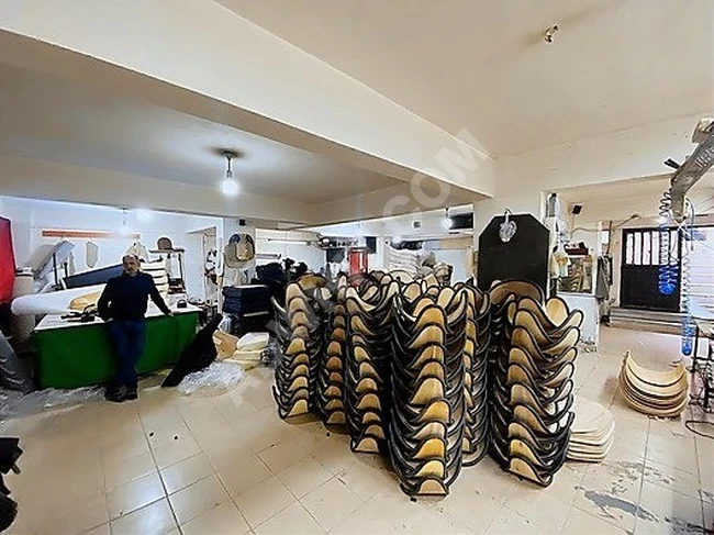 محل تجاري بمساحة 150 متر مربع مع ملكية طابقية!!