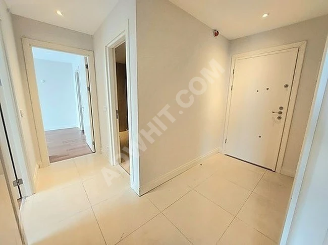 Maslak Mashattan'da 2 Banyolu Nefis Manzaralı 2+1 BOŞ Daire