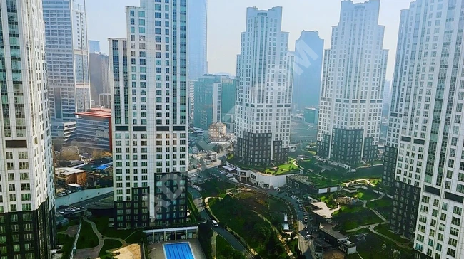 MASLAK MASHATTAN MUHTEŞEM HAVUZ MANZARALI BOŞ 4+1 SATILIK DAİRE