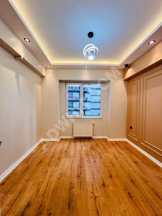 شقة بإطلالة حديقة في مجمع سكني للبيع قرب المترو باسطنبول