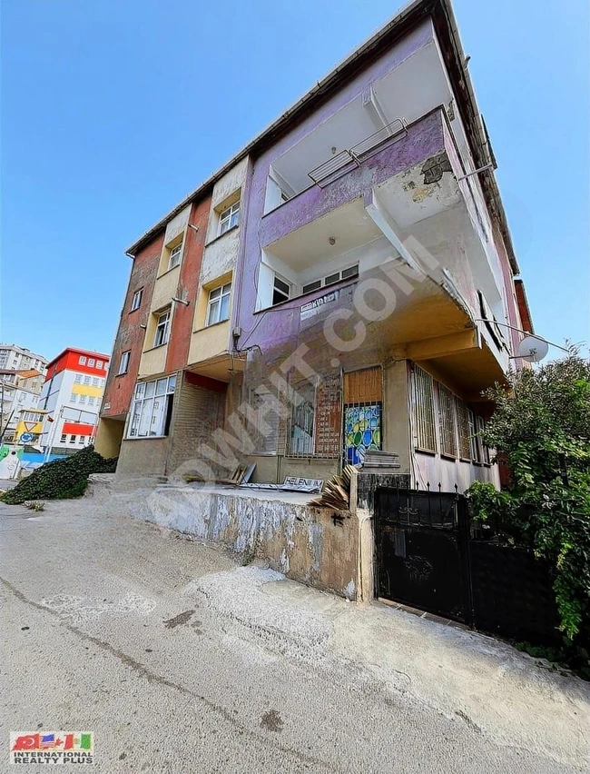 PENDİK SÜLÜNTEPE DE KOMPLE SATILIK BİNA