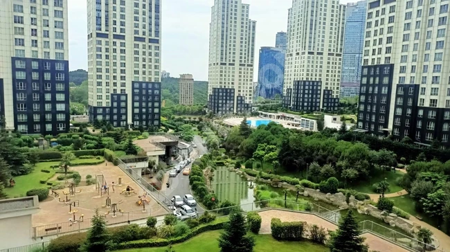 MASLAK MASHATTAN BOŞ TAŞINMAYA HAZIR 4+1 GÜNCEL DAİRE