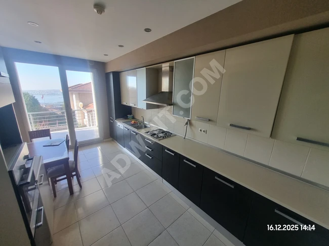 شقة فاخرة 3.5 غرف نوم وصالة للبيع في جينزا