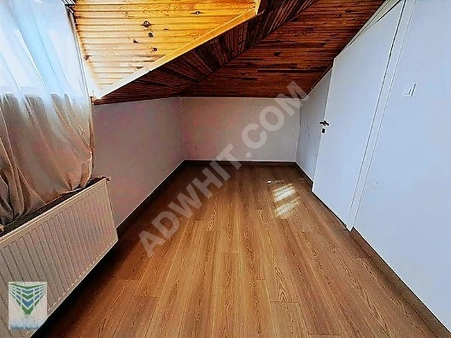 VANEden Güngören Camlıkahve'de 180 m2 5+1Dubleks 9 Yıllık