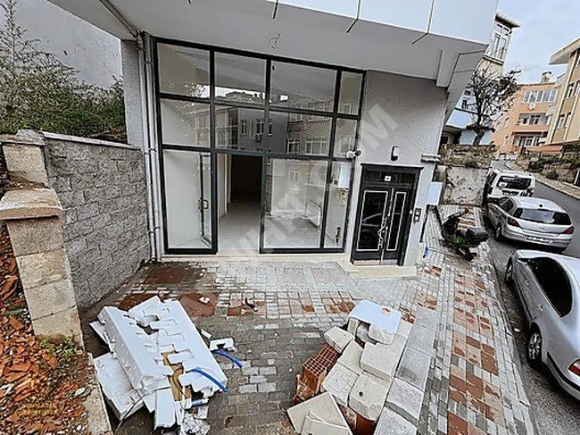 ÜSKÜDAR MERKEZDE BELEDİYE VE NEW ÇARŞI AVM KOMŞU SATILIK DÜKKAN