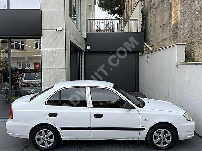 MONACO MOTORS'DAN 2005 HYUNDAİ ACCENT ADMIRA BOYASIZ