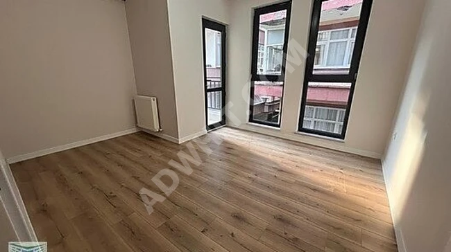 VANEden MAREŞAL ÇAKMAK MAH.2+1 TRAMVAYA YAKIN SIFIR DAİRE