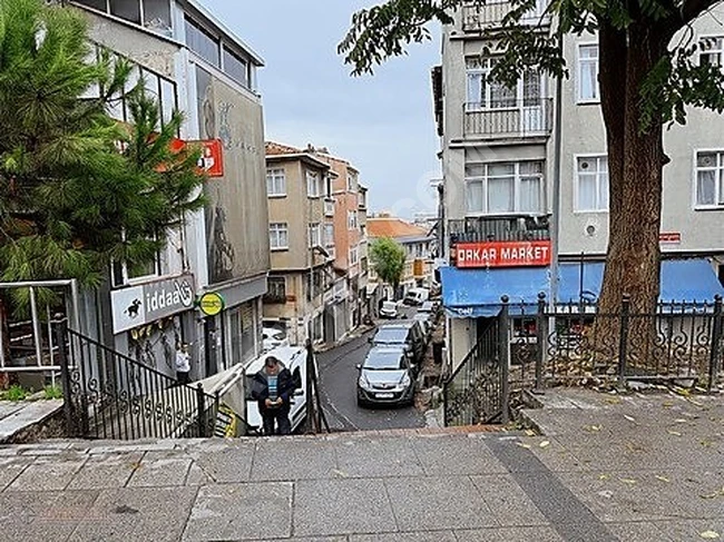 GÜVEN EMLAK KARİYE YAGHANE SOKAK CADDEYE YAKIN 11.000TL