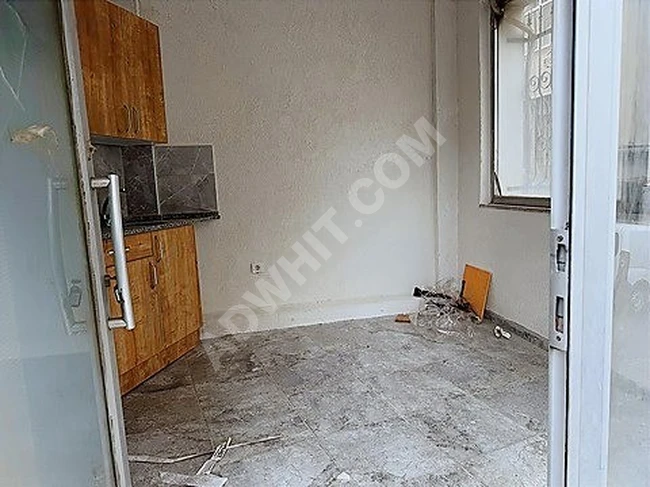 GÜVEN EMLAK KARİYE YAGHANE SOKAK CADDEYE YAKIN 11.000TL