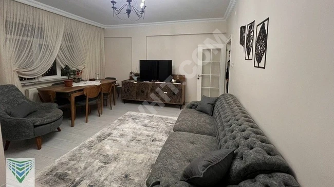 VANEdenGÜNGÖREN GÜNEŞTEPE MAH FUL YAPILI 2+1 SATILIK 100M2 DAİRE