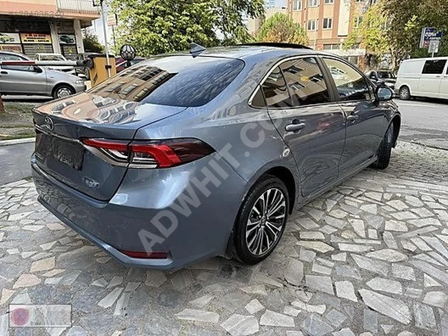 2024 ÇIKIŞLI SUNROOFLU 140 HP COROLLA HYBRİD FLAME X TKS KREDİ