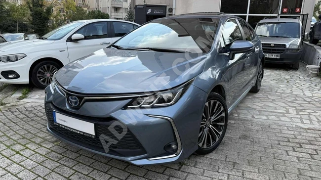 2024 ÇIKIŞLI SUNROOFLU 140 HP COROLLA HYBRİD FLAME X TKS KREDİ