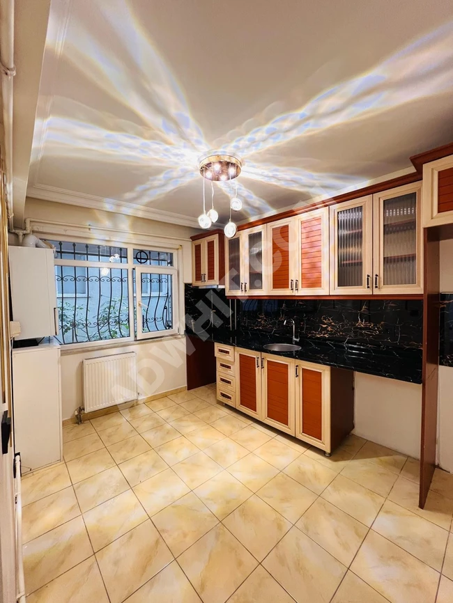 شقة 3+1 سوبر لوكس للبيع في اسطنبول قريبة من المتروبيس بسعر مغري 