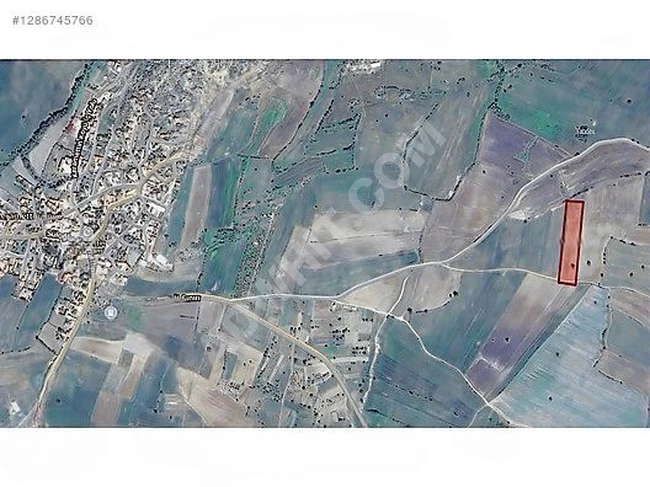 Edirne'de Köye Yakın !! Yola Cephe !! Satılık 911 m² Arsa