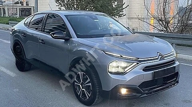 SÜMBÜL'DEN 2023 MODEL CİTROEN C4 X DEĞİŞENSİZ BOYASIZ TRAMERSİZ
