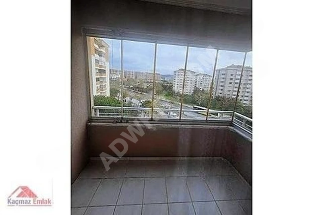 KAÇMAZ EMLAK'TAN MERKEZDE AİLE KULLANIMINA UYGUN 3+1 EŞYALI DAİR