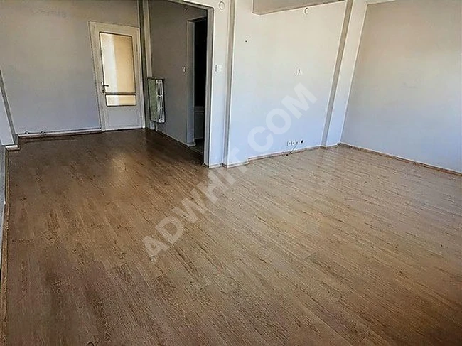 Bakırköy İstanbul cd. ENDER Mağazası Karşısı 2+1 100m2