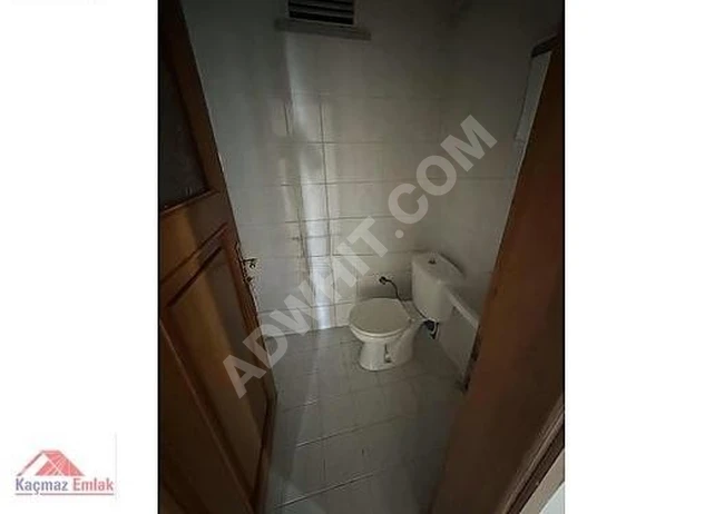 KAÇMAZ EMLAK'TAN PENDİK BAHÇELİEVLERDE 3+1 2. KAT 125 M2 DAİRE.