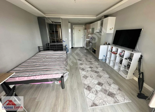 KAÇMAZ EMLAK ÇAĞRI KOÇ'tan LENS YANI BALKONLU STÜDYO EŞYALI