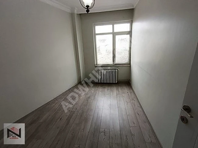 FATİH ŞEHREMİNİDE 3+1 KOMBİLİ ASANSORLU DAİRE