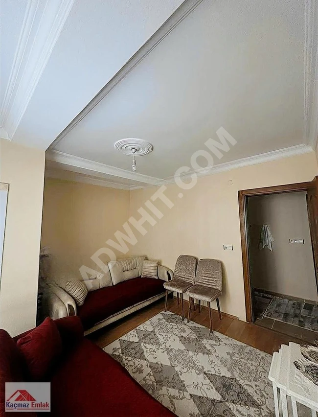 KAÇMAZ EMLAK'TAN KAVAKPINARDA ANA CADDEYE YAKIN GENİŞ 3+1 125 M2