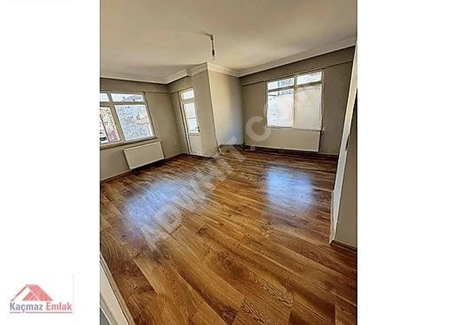 Kaçmaz'dan Kavakpınar Merkezde yenilenmiş 3+1 Satılık Daire