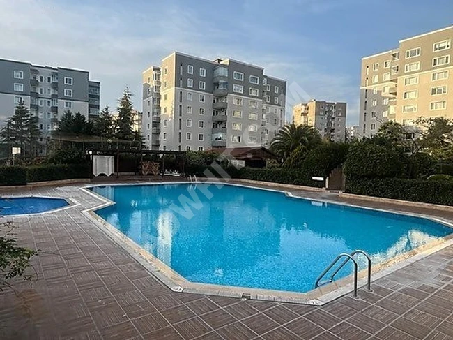 Çekmeköy 3.Etap Beşyıldız Sitesi 5.kat 3+1 170m2