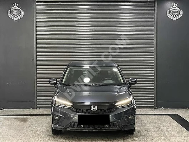 60.000KM+BOYASIZ+GERİ GÖRÜŞ+TABLET+121HP+ŞERİT TKP.+NAVİ+20KDV