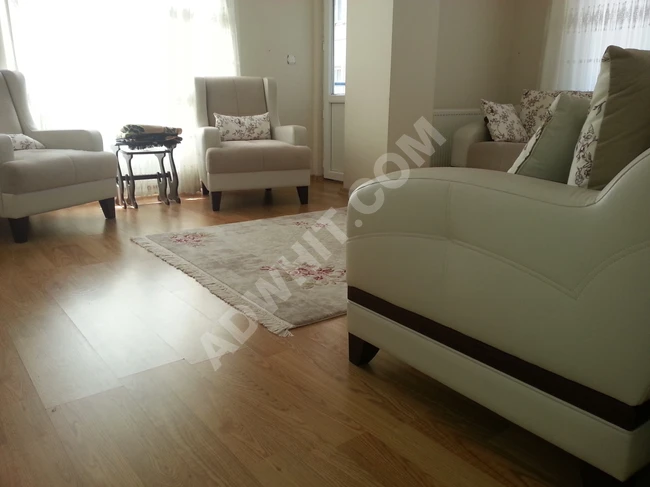 ÜMRANİYE İSTİKLAL MAHALLESİNDE SATILIK ÖN CEPHE 2+ DAİRE