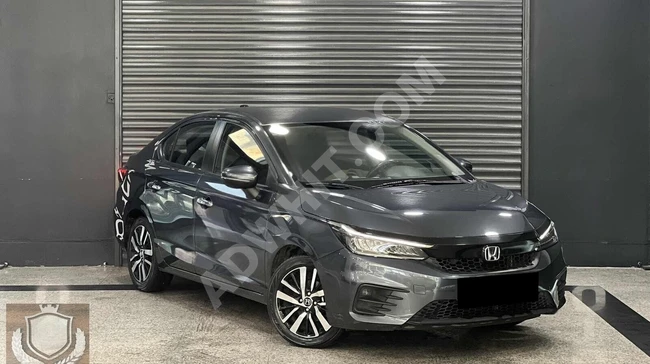 60.000KM+BOYASIZ+GERİ GÖRÜŞ+TABLET+121HP+ŞERİT TKP.+NAVİ+20KDV