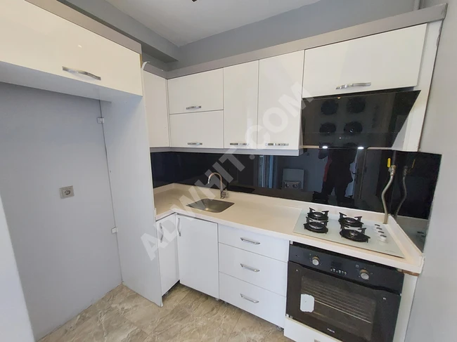 شقة غرفتين وصالة بسعر مناسب وموقع مميز في اسطنبول || REF 861