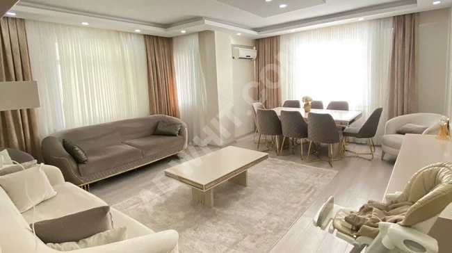 VANEdenBAHCELİEVLER CUMHÜRİYET MAH SATILIK 3+1 LÜX YAPILI ARAKAT