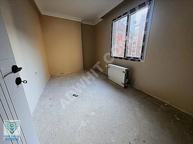 VANEden BAHÇELİEVLER CUMHURİYET MAH METROYA YAKIN SIFIR 3+1