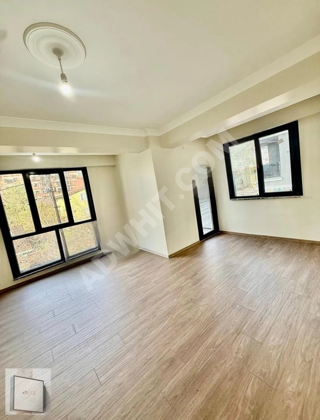 MÜTHİŞ GENİŞLİKTE LÜKS DİZAYN EDİLMİŞ 2+1 DAİRE