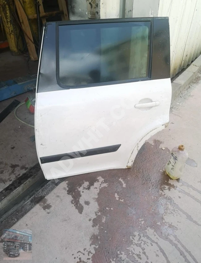 SKODA YETİ SOL ARKA DOLU KAPI ORJİNAL ÇIKMA