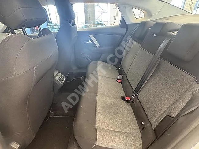 ADİL OTOMOTİVDEN 2024 CITROEN C4X DEĞİŞENSİZZ 1.99 K KARTI